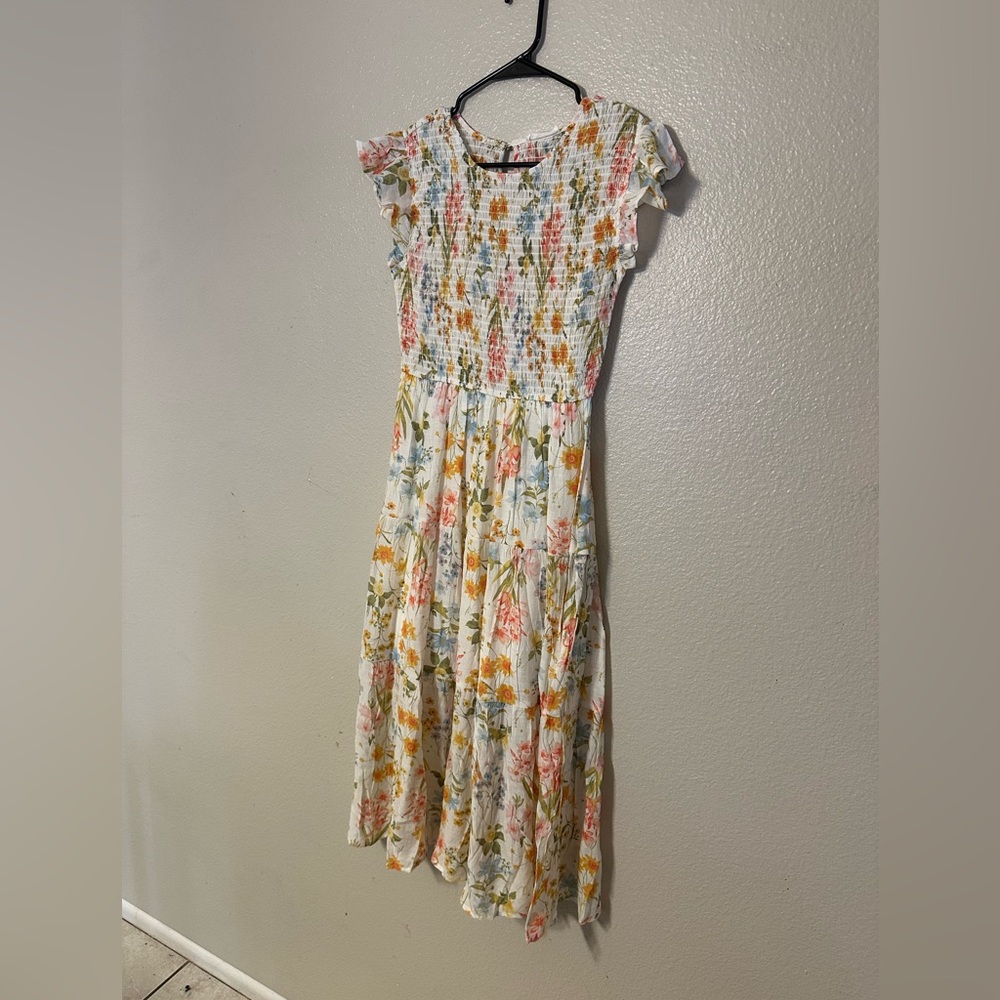 🆕 Boho Chic Smocked Tiered Floral Sun Dress by By the River, Size S $5shipped - Picture 2 of 7
